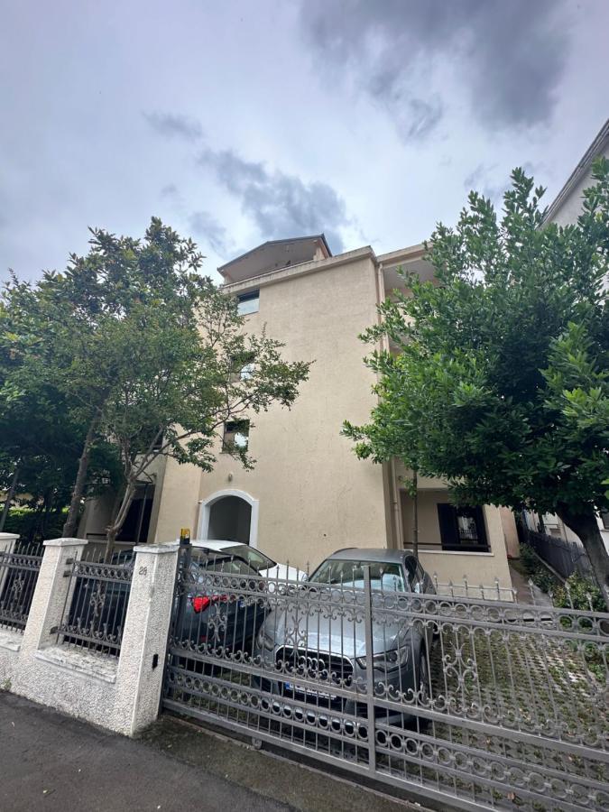 Budva Centar Esterno foto