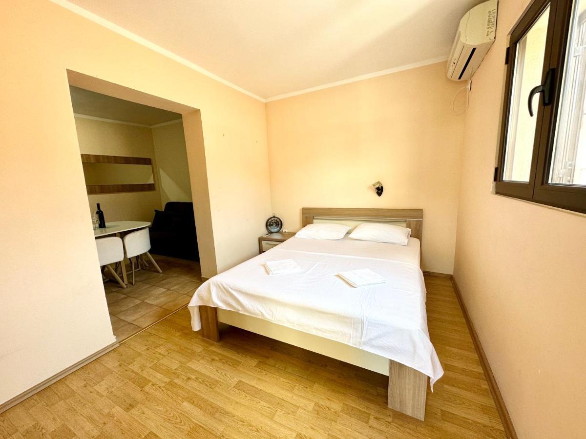 Budva Centar Esterno foto